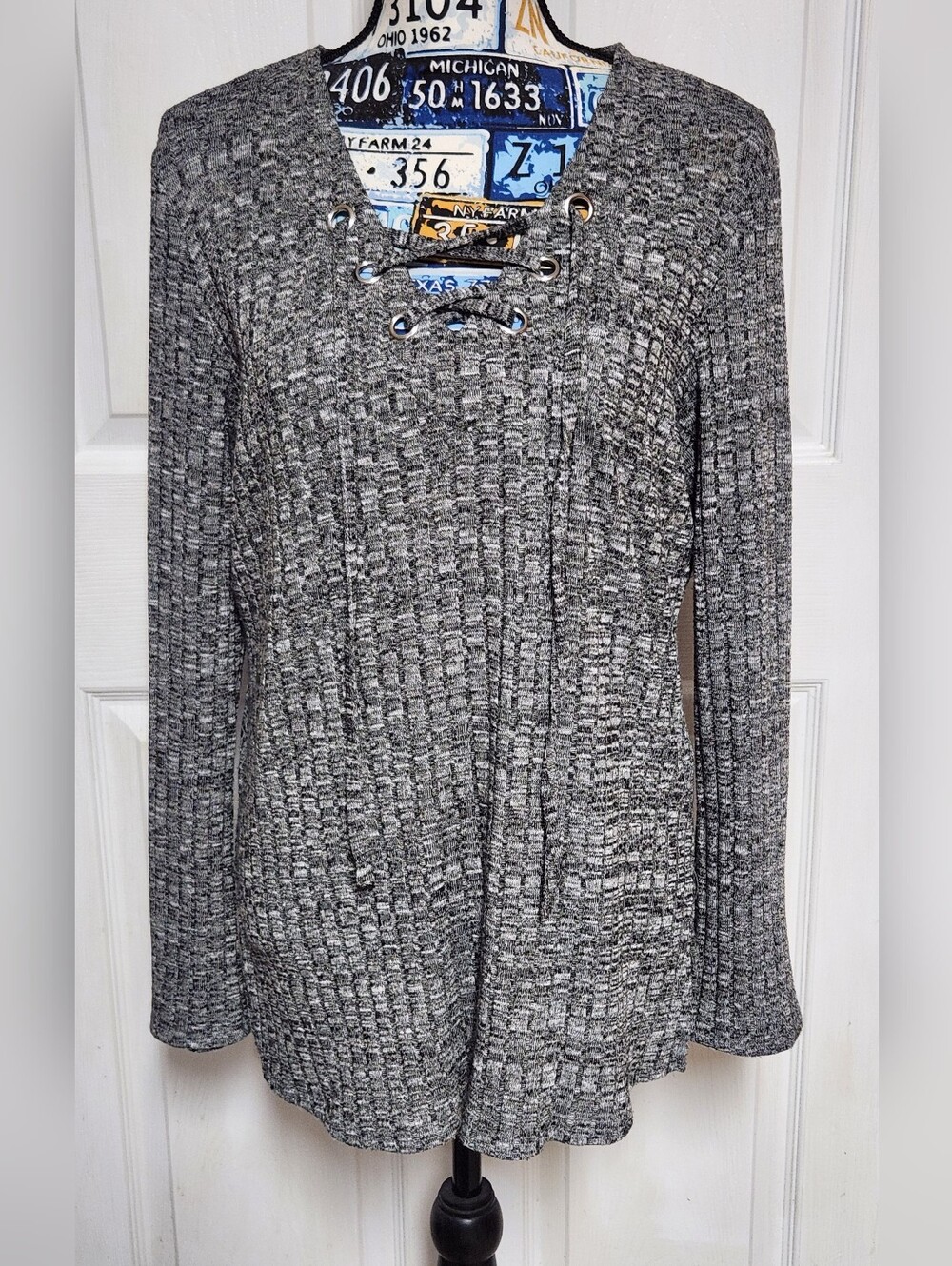 Chenault Womens Black Heathered Ribbed Knit Top With Lace Up Women's Size Large